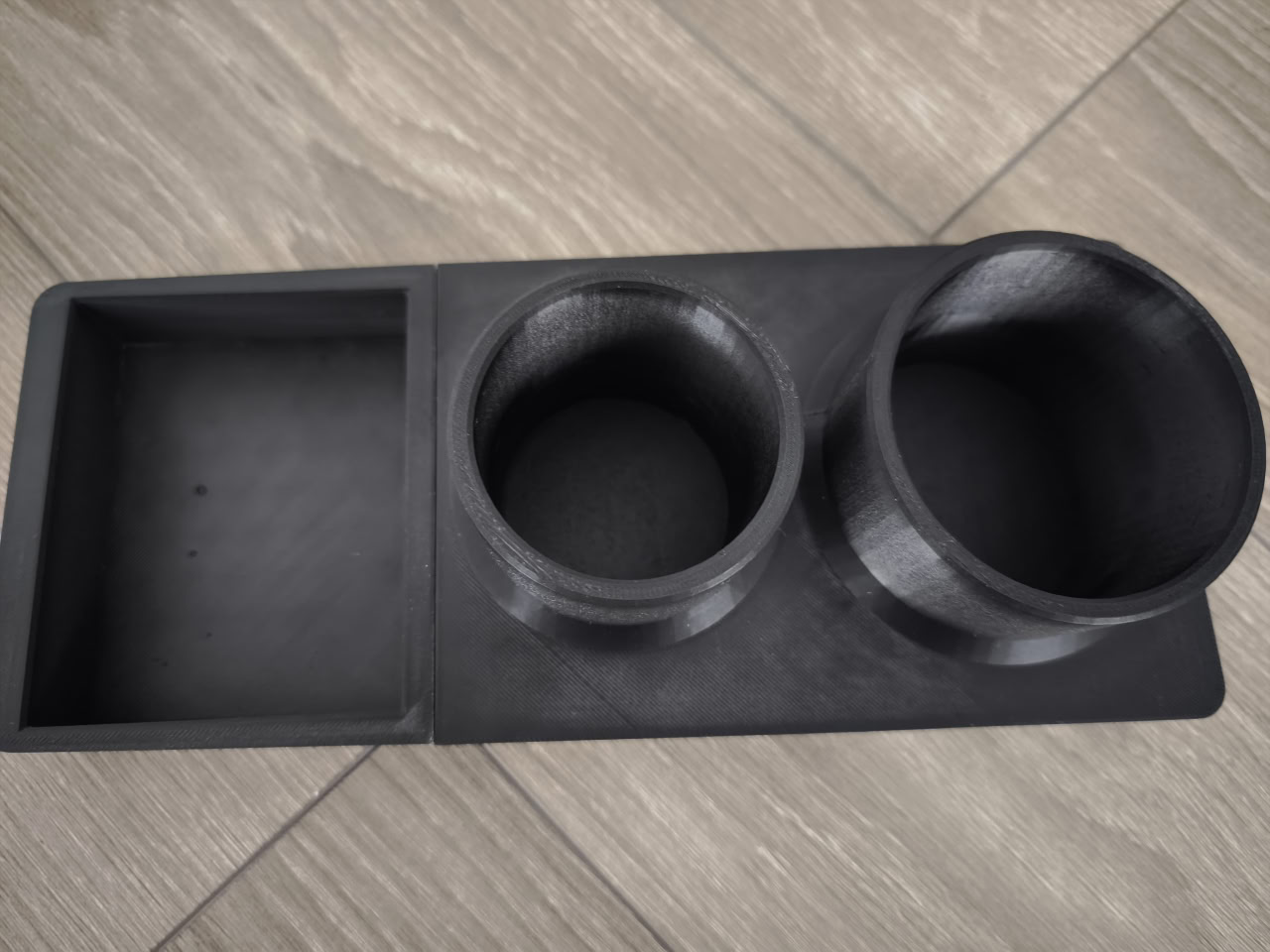 Двойной подстаканник для W202 — 3D-печать, салон, ракурс 4 из 4