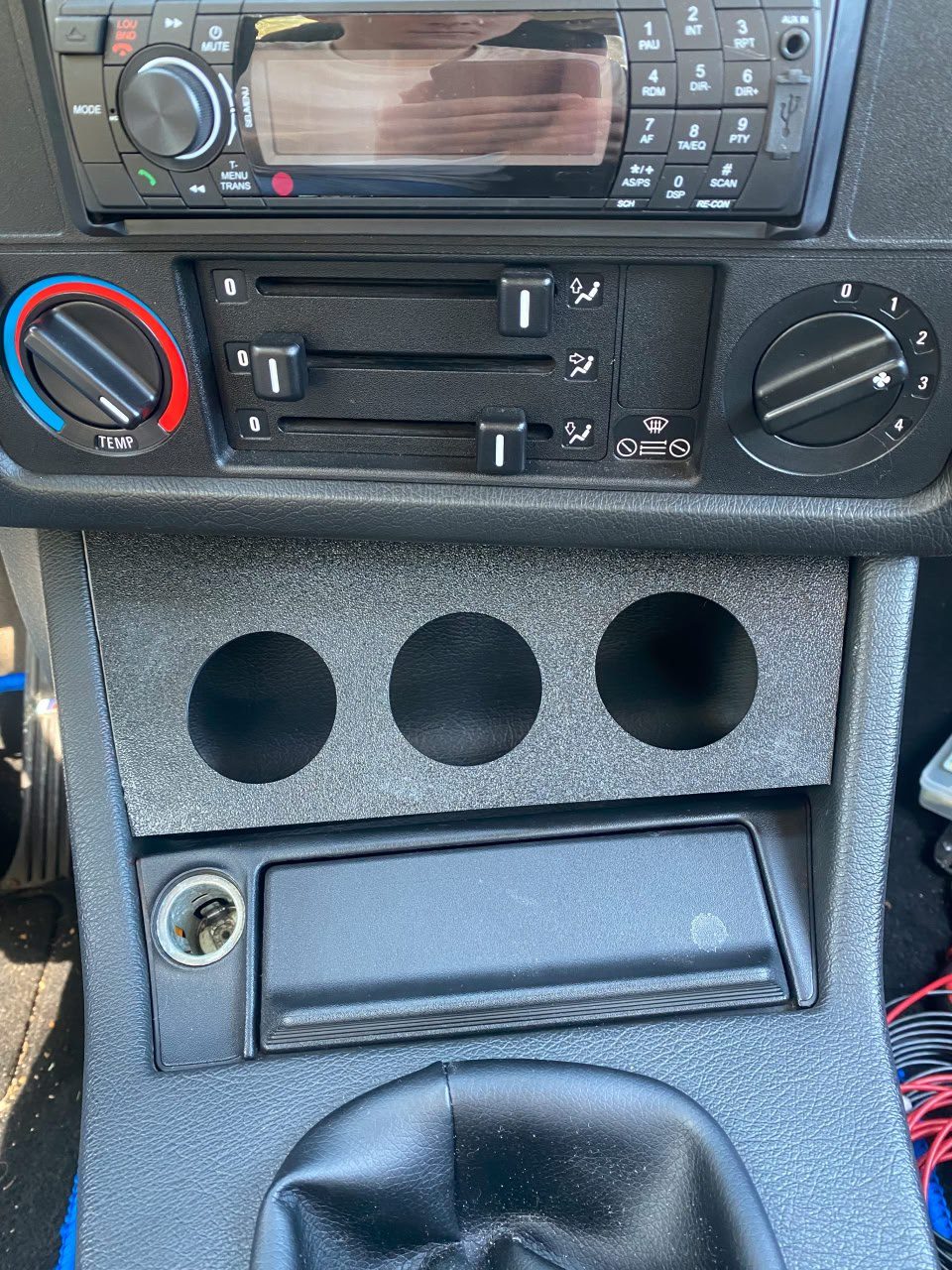 Подиум под манометр для BMW E30 (52 мм)