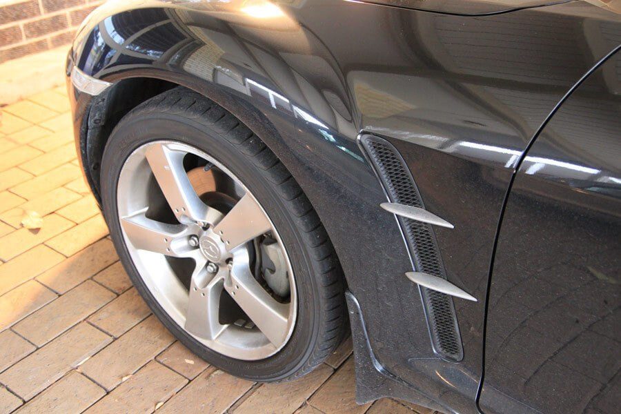 Страйки для боковых жабр Mazda RX-8