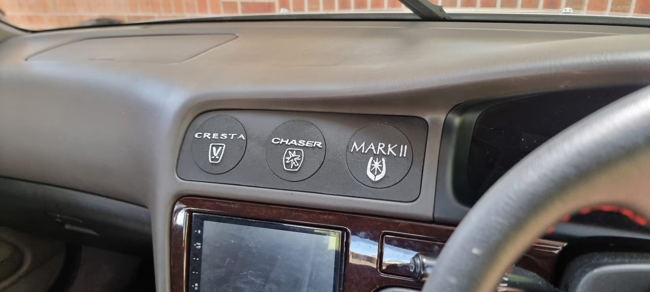 Тройной подиум манометров JZX100 Triple Gauge Pod 52 mm — 3D-печать, салон, ракурс 3 из 4
