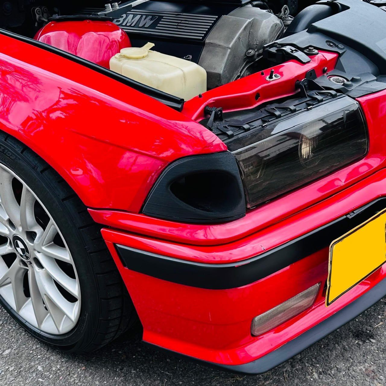 Воздухозаборник в поворотник BMW E36 (Cold Air Intake)
